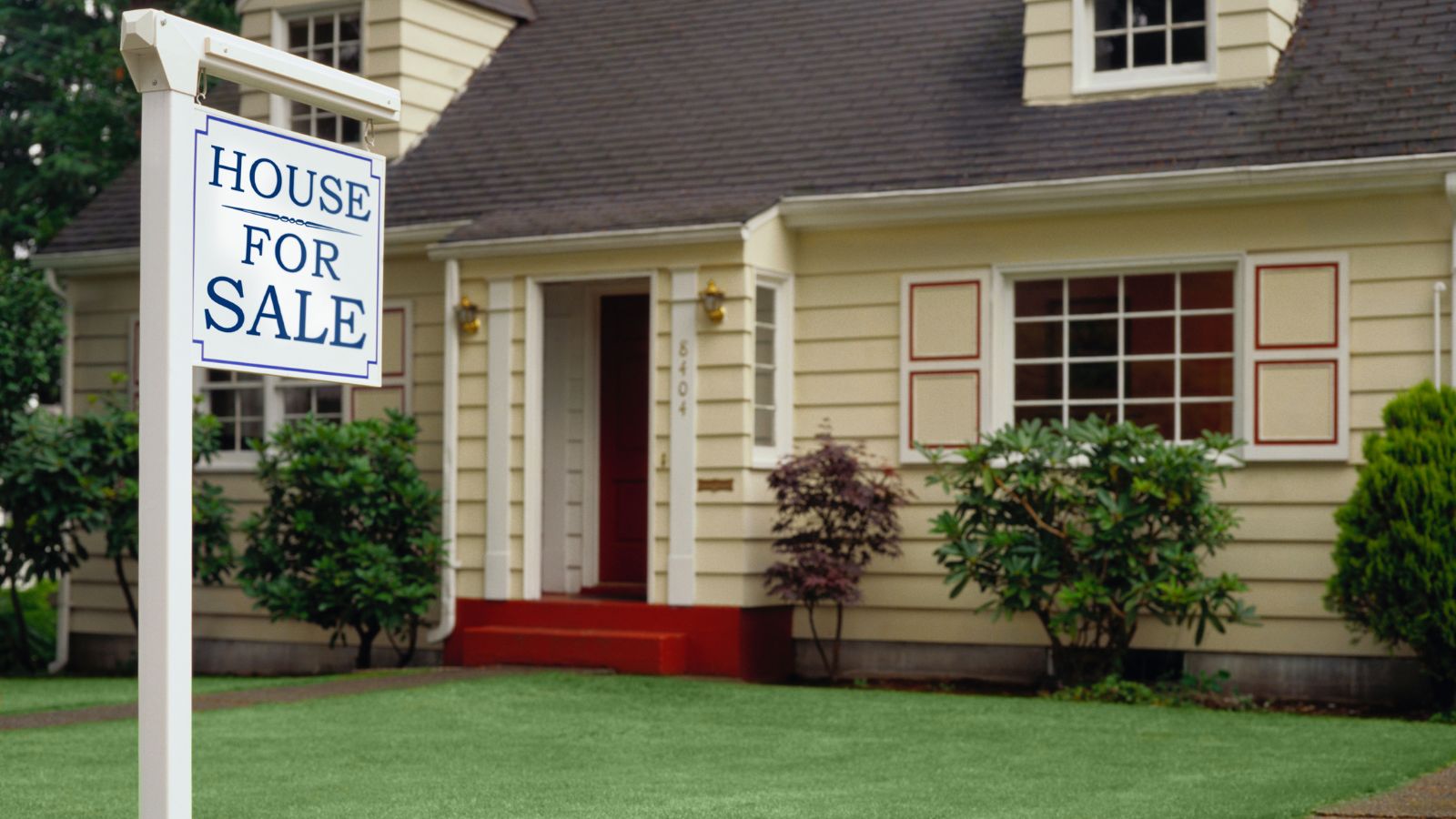 Selling Without Strings: Weighing the Benefits and Drawbacks of Selling Your Home As-Is  